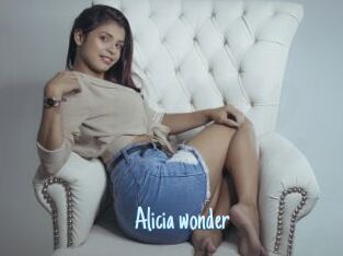 Alicia_wonder