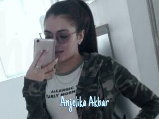 Anjelika_Akbar