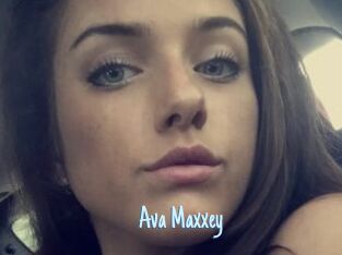 Ava_Maxxey