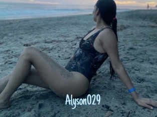 Alyson029