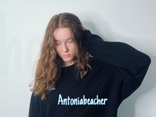 Antoniabeacher