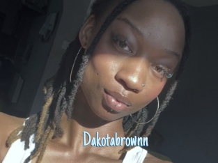 Dakotabrownn