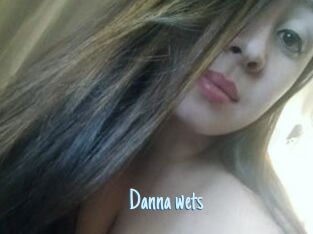 Danna_wets