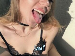 Lona_Y