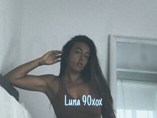 Luna_90xox