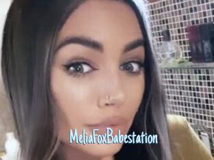 MeliaFoxBabestation