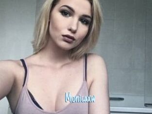 Monicaxw