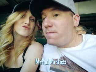 MrAndMrs_Foxx