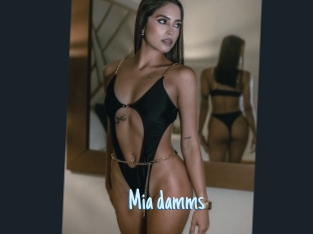 Mia_damms