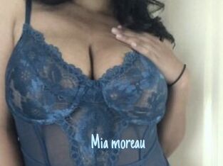 Mia_moreau