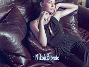 NikoleBlonde