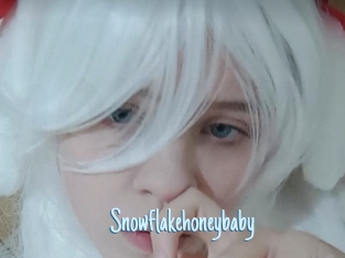 Snowflakehoneybaby