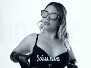 Sofiaa_evans