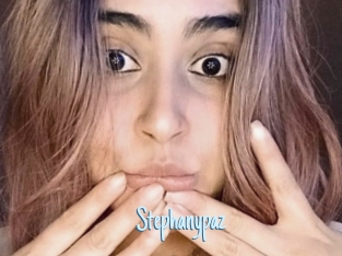 Stephanypaz