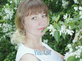 Viola_Kiss_