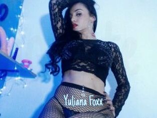 Yuliana_Foxx